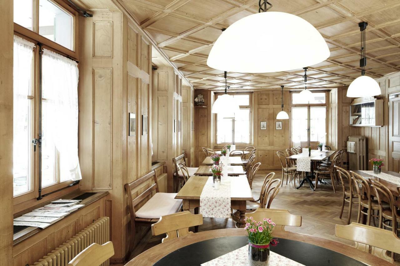Hotel Kurhaus Флюли Экстерьер фото